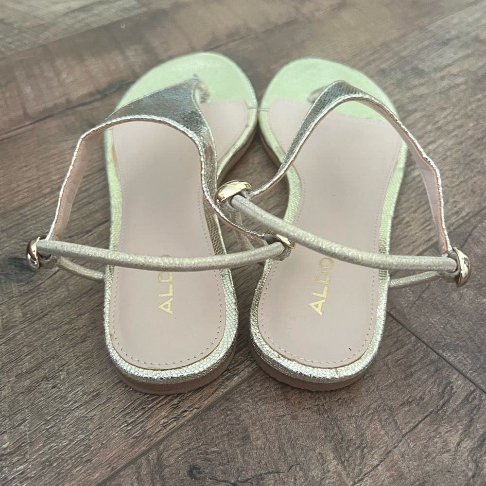 ALDO Erarenia Gold Sandal adjustable Sling style - Picture 5 of 13